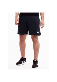 Spodnie sportowe męskie Nike Park 20 Fleece. Kolor: wielokolorowy, biały, czarny. Długość: krótkie. Sport: fitness #1