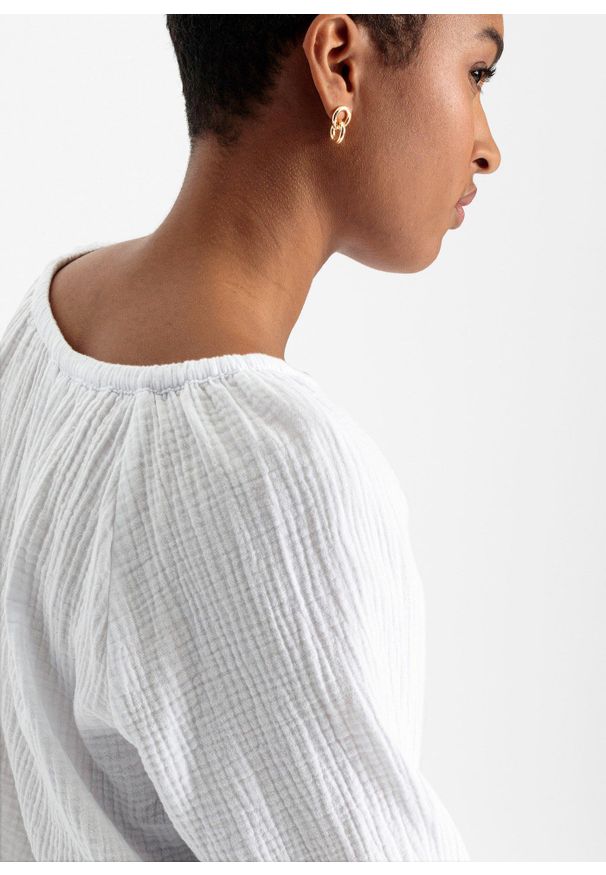 bonprix - Bluzka z przewiewnego muślinu. Kolor: biały. Materiał: bawełna