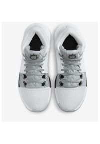 Buty Nike LEBRON WITNESS VIII, Mężczyźni. Kolor: biały. Materiał: materiał