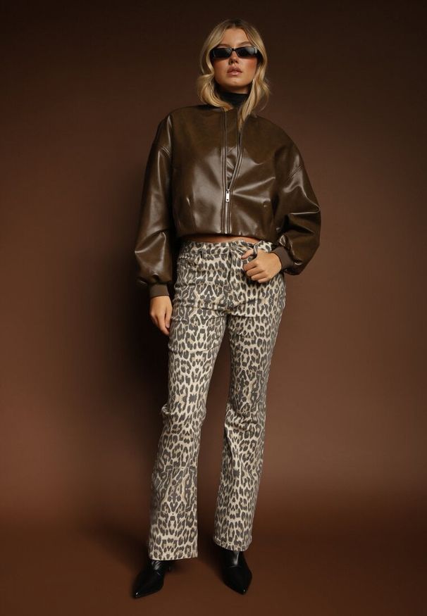 Renee - Panterkowe Panterkowe Jeansy Typu Dzwony z Bawełny High Waist Soparae. Okazja: na co dzień. Stan: podwyższony. Wzór: motyw zwierzęcy. Styl: casual