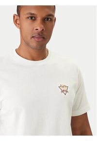 Guess Jeans T-Shirt M6GIB7 K8HM0 Biały Regular Fit. Kolor: biały. Materiał: bawełna #4