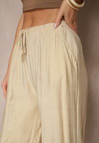 Renee - Beżowe Spodnie z Wiskozy High Waist o Szerokim Kroju Divlise. Okazja: na co dzień. Stan: podwyższony. Kolor: beżowy. Materiał: wiskoza. Styl: elegancki, casual #4