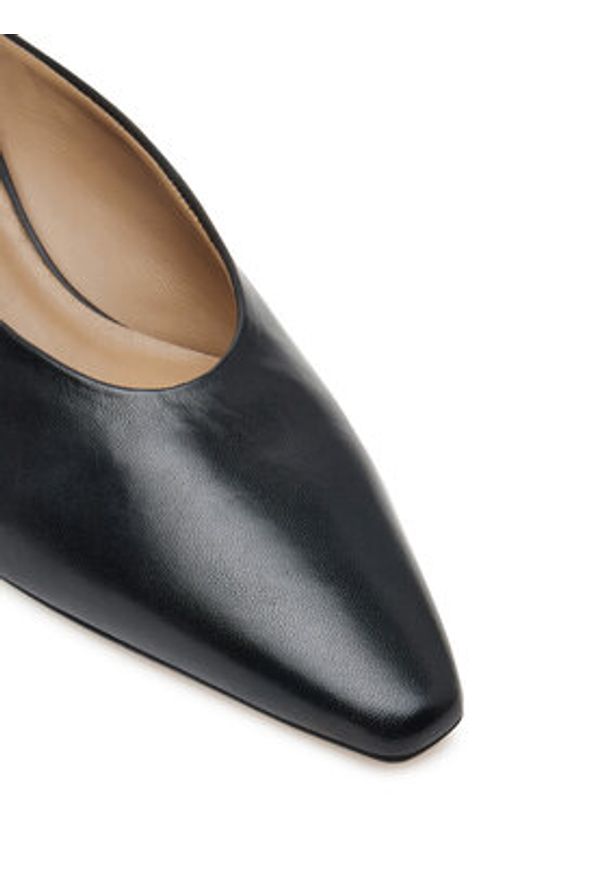 BOSS Klapki Charlize 50536294 Czarny. Kolor: czarny. Materiał: skóra