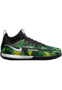Buty piłkarskie Nike Phantom GT2 Academy Df Ic Sw Jr DM0740 003 wielokolorowe zielone. Zapięcie: sznurówki. Kolor: wielokolorowy. Materiał: guma, syntetyk. Szerokość cholewki: normalna. Sport: piłka nożna