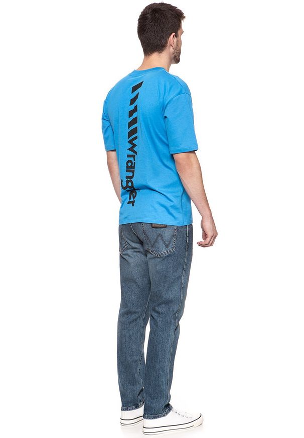Wrangler - WRANGLER T SHIRT B&Y OVERSIZED T MEDITERRANEAN BLUE W7C44GHBR 112131691. Wzór: nadruk. Sezon: lato. Styl: retro