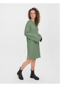 Vero Moda Sukienka dzianinowa Gold 10271183 Zielony Loose Fit. Kolor: zielony. Materiał: dzianina, wiskoza #3