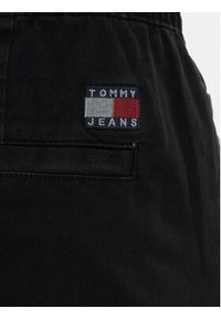 Tommy Jeans Joggery DM0DM22819 Czarny Tapered Fit. Kolor: czarny. Materiał: bawełna #4
