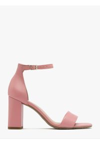 Ryłko - Dwuczęściowe różowe sandały na słupku DAGA. Kolor: różowy. Materiał: skóra. Obcas: na słupku. Wysokość obcasa: średni #1