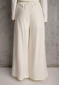 Renee - Białe Garniturowe Spodnie Szerokie z Wiskozy z Paskiem Moun. Kolor: biały. Materiał: wiskoza. Styl: elegancki #3