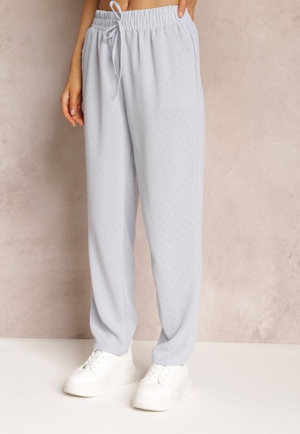 Renee - Jasnoniebieskie Spodnie z Gumką w Pasie i Włóknem Bambusowym Ecili. Kolor: niebieski. Materiał: włókno