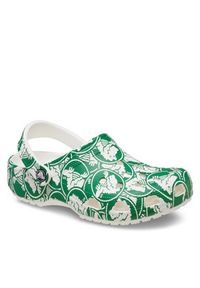 Crocs Klapki Classic Duke Print Clog 210003 Zielony. Kolor: zielony. Wzór: nadruk