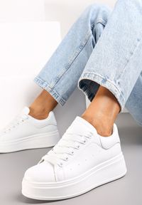 Renee - Białe Sneakersy przed Kostkę na Grubej Podeszwie Arionn. Wysokość cholewki: przed kostkę. Kolor: biały. Materiał: jeans #3
