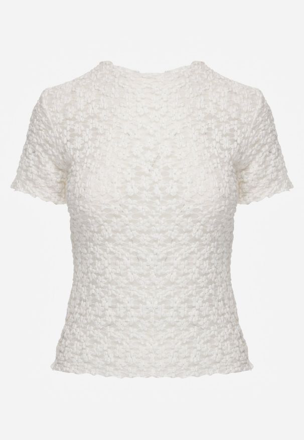 Renee - Biała Dopasowana Bluzka z Koronki z Krótkim Rękawem Britune. Okazja: na co dzień, na randkę. Kolor: biały. Materiał: koronka. Długość rękawa: krótki rękaw. Długość: krótkie. Wzór: koronka. Styl: casual, elegancki