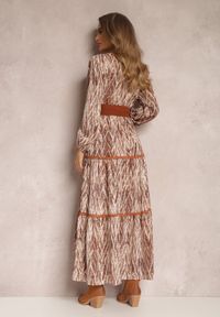 Renee - Brązowa Sukienka z Gumką w Pasie Nossi. Typ kołnierza: dekolt w kształcie V. Kolor: brązowy. Materiał: materiał, tkanina. Styl: boho. Długość: maxi #5