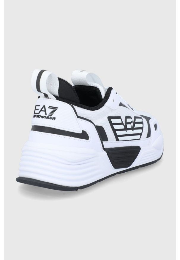 EA7 Emporio Armani Buty kolor biały na platformie. Nosek buta: okrągły. Zapięcie: sznurówki. Kolor: biały. Materiał: guma. Obcas: na platformie