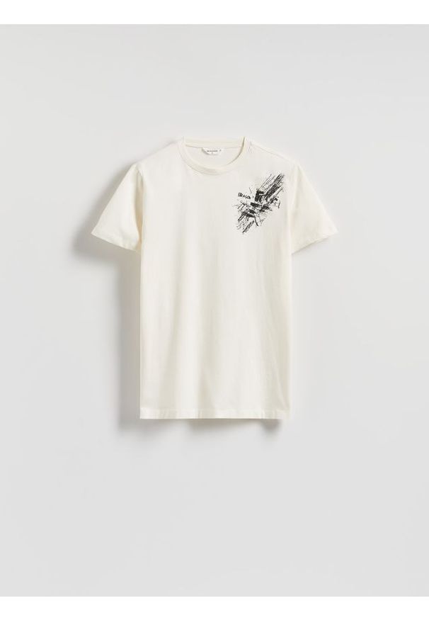 Reserved - T-shirt regular z nadrukiem - złamana biel. Materiał: bawełna, dzianina. Wzór: nadruk