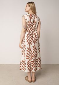 Born2be - Beżowa Pudełkowa Sukienka Wiskozowa Bez Rękawów z Wiązanym Paskiem Fontalin. Okazja: na co dzień, do pracy. Kolor: beżowy. Materiał: wiskoza. Długość rękawa: bez rękawów. Styl: boho, casual, elegancki #6