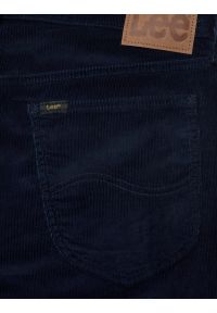 Lee - MESKIE SPODNIE MATERIAŁOWE LEE DAREN ZIP FLY RIVET NAVY 112373981. Materiał: materiał #6