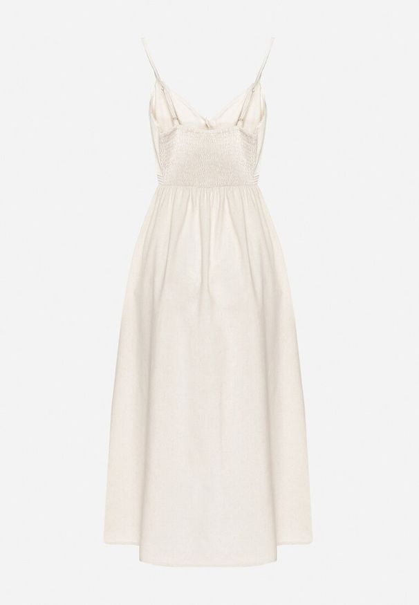 Born2be - Jasnobeżowa Bawełniana Sukienka o Rozkloszowanym Kroju na Ramiączkach z Guzikami Firbia. Okazja: na co dzień. Typ kołnierza: dekolt w kształcie V. Kolor: beżowy. Materiał: bawełna. Długość rękawa: na ramiączkach. Typ sukienki: rozkloszowane. Styl: casual, elegancki