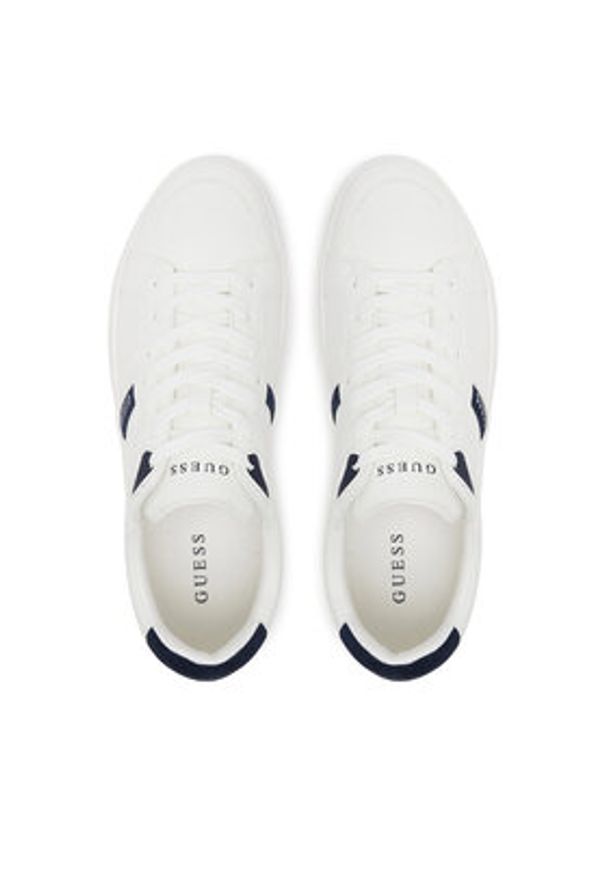 Guess Sneakersy FMTTO4 ELE12 Biały. Kolor: biały. Materiał: skóra
