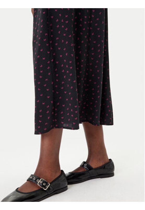 only - ONLY Spódnica maxi Nova 15357477 Czarny Regular Fit. Kolor: czarny. Materiał: wiskoza