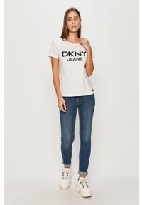 DKNY - Dkny - T-shirt. Okazja: na co dzień. Kolor: biały. Materiał: bawełna, dzianina. Wzór: nadruk. Styl: casual #5