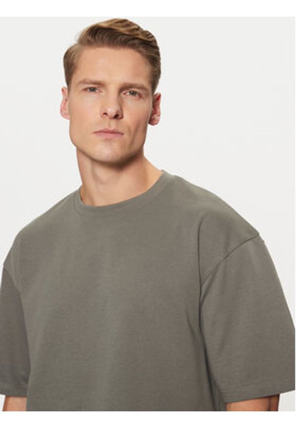 Only & Sons T-Shirt Caspian 22031940 Szary Authentic Fit. Kolor: szary. Materiał: bawełna