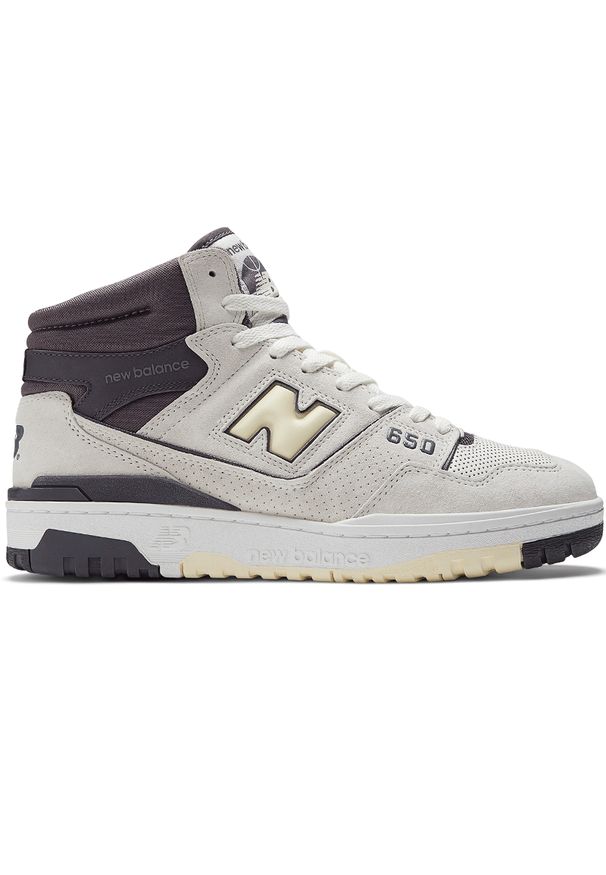 Buty unisex New Balance BB650RVP – białe. Okazja: na co dzień. Kolor: biały. Materiał: materiał, skóra. Szerokość cholewki: normalna. Sezon: lato. Sport: koszykówka, fitness