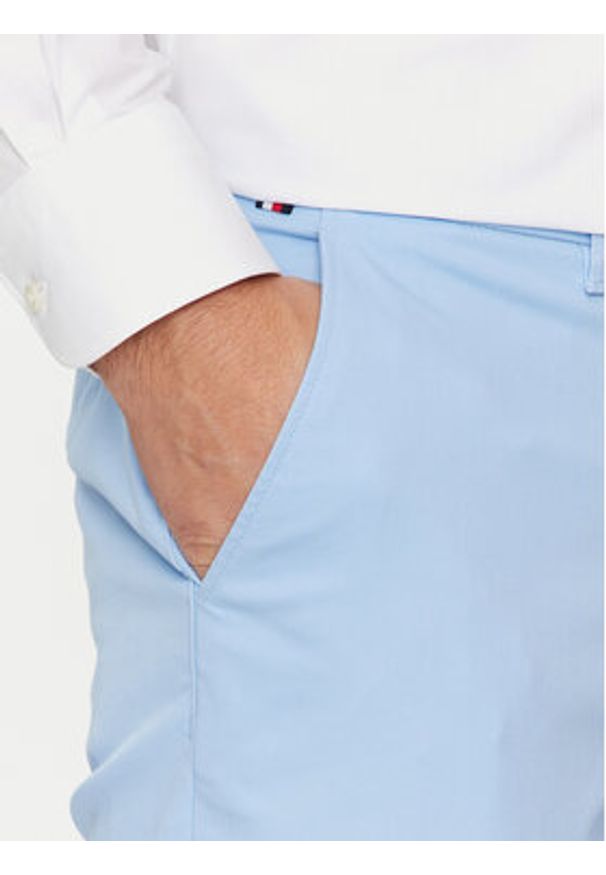 TOMMY HILFIGER - Tommy Hilfiger Chinosy Denton MW0MW25964 Błękitny Straight Fit. Kolor: niebieski. Materiał: bawełna