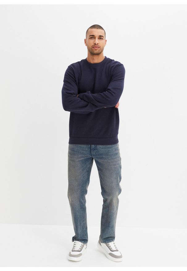 bonprix - Bluza dresowa regular fit. Okazja: na co dzień. Kolor: niebieski. Materiał: dresówka, dzianina. Wzór: prążki. Styl: sportowy, casual