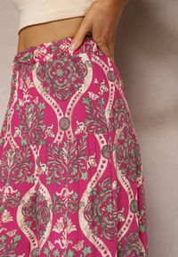 Renee - Fuksjowe Spodnie z Wiskozy z Szerokimi Nogawkami High Waist Wykończone Gumką w Talii Risettasmi. Stan: podwyższony. Kolor: różowy. Materiał: wiskoza. Sezon: lato