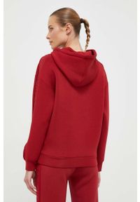 Guess bluza damska kolor czerwony z kapturem z nadrukiem. Typ kołnierza: kaptur. Kolor: czerwony. Materiał: materiał, dzianina, wiskoza. Wzór: nadruk #2