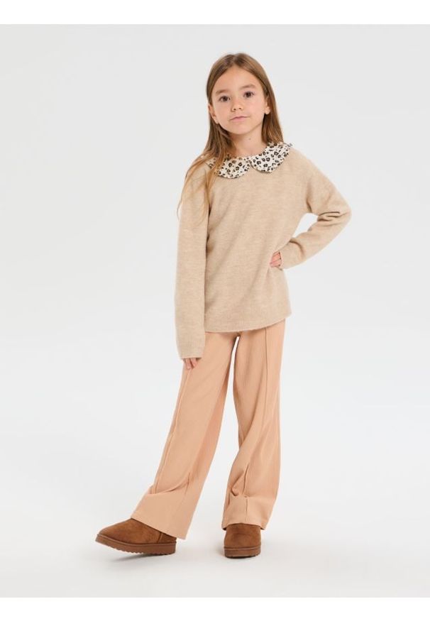 Sinsay - Prążkowane spodnie wide leg - wielobarwny. Materiał: prążkowany