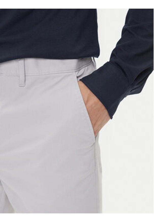 TOMMY HILFIGER - Tommy Hilfiger Chinosy Denton Essential MW0MW40262 Szary Straight Fit. Kolor: szary. Materiał: bawełna