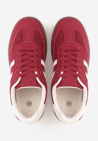 Born2be - Bordowe Sneakersy z Imitacji Zamszu na Płaskiej Podeszwie Memeriana. Kolor: czerwony. Materiał: zamsz. Szerokość cholewki: normalna. Obcas: na płaskiej podeszwie #9