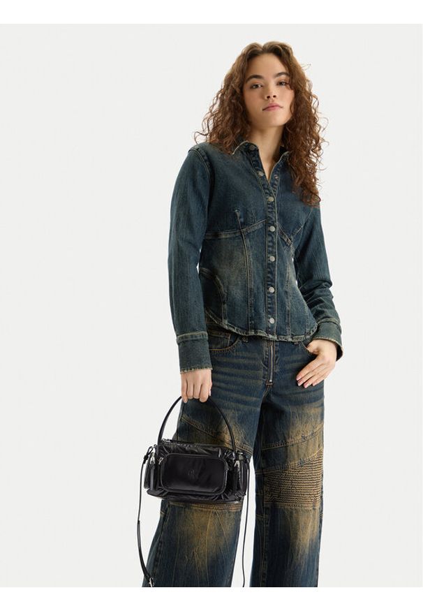 Calvin Klein Torebka Pocket Shiny Nylon Small Bag LV04F3405G Czarny. Kolor: czarny. Materiał: skórzane