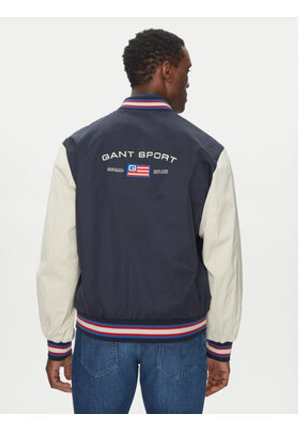 GANT - Gant Kurtka bomber Varsity 7006519 Granatowy Regular Fit. Kolor: niebieski. Materiał: bawełna
