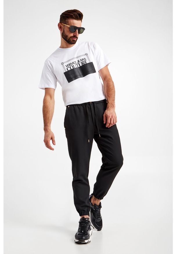 Versace Jeans Couture - T-SHIRT VERSACE JEANS COUTURE. Długość rękawa: krótki rękaw. Długość: krótkie