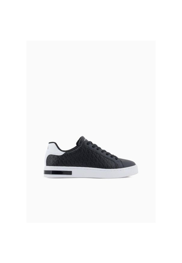 Armani Exchange - Kapcie ARMANI EXCHANGE XM000140 AF1191 Czarny. Kolor: czarny. Materiał: syntetyk, tkanina. Styl: sportowy. Sport: turystyka piesza