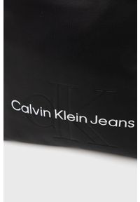 Calvin Klein Jeans - Saszetka K50K508202.PPYY. Kolor: czarny. Materiał: materiał, włókno #2
