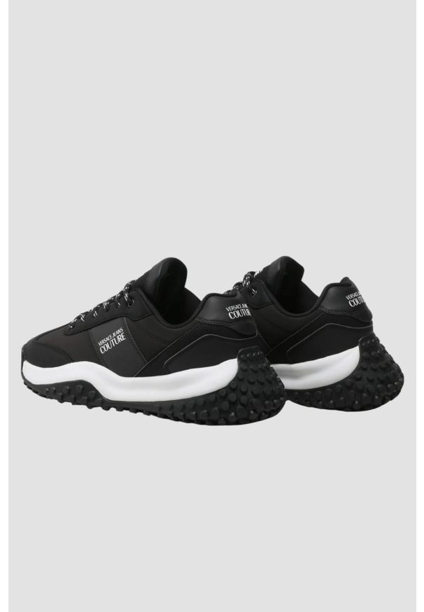 Versace Jeans Couture - VERSACE JEANS COUTURE Czarne sneareksy męskie Fondo Hyber Dis. 47, Rozmiar 43. Kolor: czarny