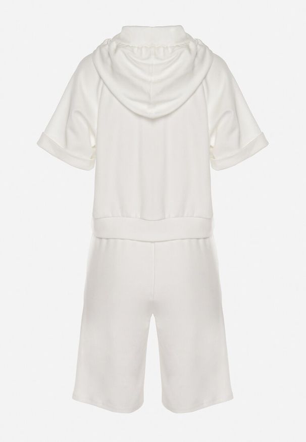 Born2be - Biały Komplet Dresowy z Bluzą z Krótkimi Rękawami i Szortami Helgia. Kolor: biały. Materiał: dresówka