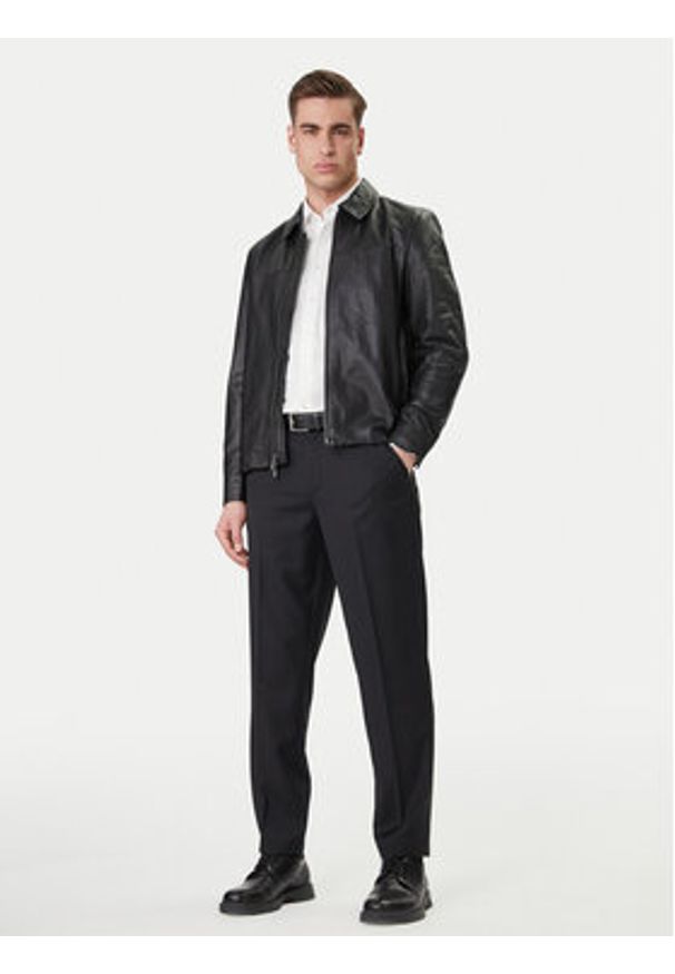 Calvin Klein Kurtka skórzana LV04LF423G Czarny Regular Fit. Kolor: czarny. Materiał: skóra