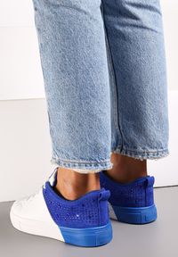 Renee - Biało-Niebieskie Sneakersy Sznurowane na Płaskiej Grubszej Podeszwie z Cyrkoniami Hanuel. Kolor: niebieski #3