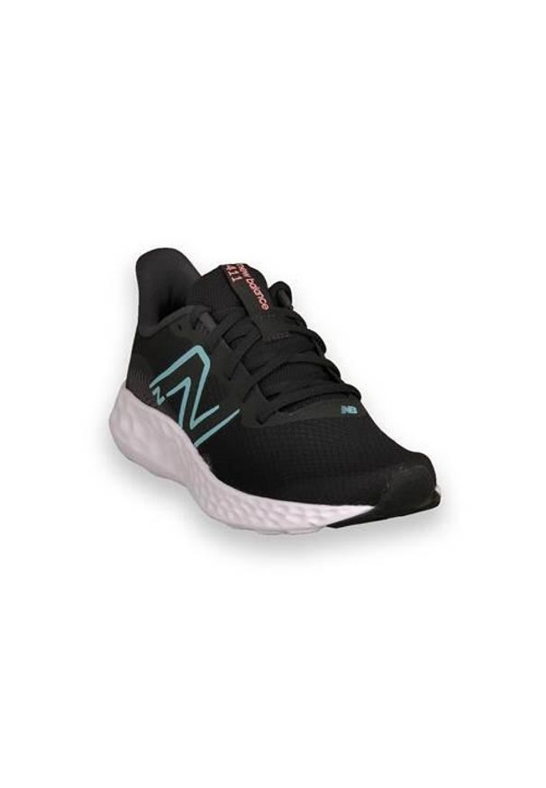 Buty do biegania damskie New Balance W411. Kolor: wielokolorowy. Materiał: syntetyk, materiał. Szerokość cholewki: normalna