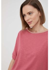 Geox t-shirt damski kolor różowy. Kolor: różowy. Materiał: materiał, włókno, dzianina. Wzór: gładki