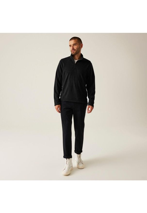 Regatta - Polar roboczy męski Micro Zip Neck. Kolor: czarny. Materiał: polar. Sport: turystyka piesza