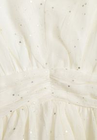 Born2be - Jasnobeżowa Mini Sukienka Rozkloszowana z Metalicznym Nadrukiem i Falbankami Elawnia. Okazja: na imprezę. Typ kołnierza: kołnierz z falbankami. Kolor: beżowy. Wzór: nadruk. Styl: elegancki. Długość: mini #6