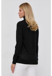 Karl Lagerfeld Sweter wełniany damski kolor czarny z golfem. Typ kołnierza: golf. Kolor: czarny. Materiał: wełna. Długość rękawa: długi rękaw. Długość: długie #2