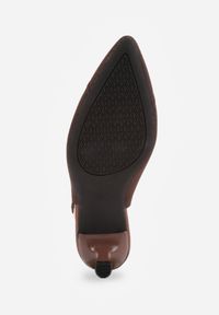 Renee - Brązowe Czółenka Slingback VICES z Tkaniny na Niskim Obcasie z Wkładką Soft-Pillow Orinysha. Okazja: na co dzień, do pracy, na spotkanie biznesowe. Nosek buta: szpiczasty. Zapięcie: pasek. Kolor: brązowy. Szerokość cholewki: normalna. Materiał: tkanina. Obcas: na obcasie. Styl: casual, biznesowy, elegancki. Wysokość obcasa: niski #9